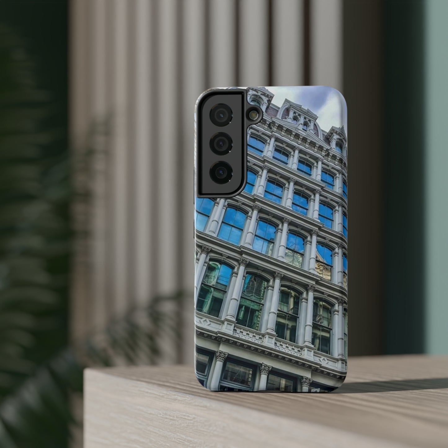 Soho II : Impact-Resistant Case